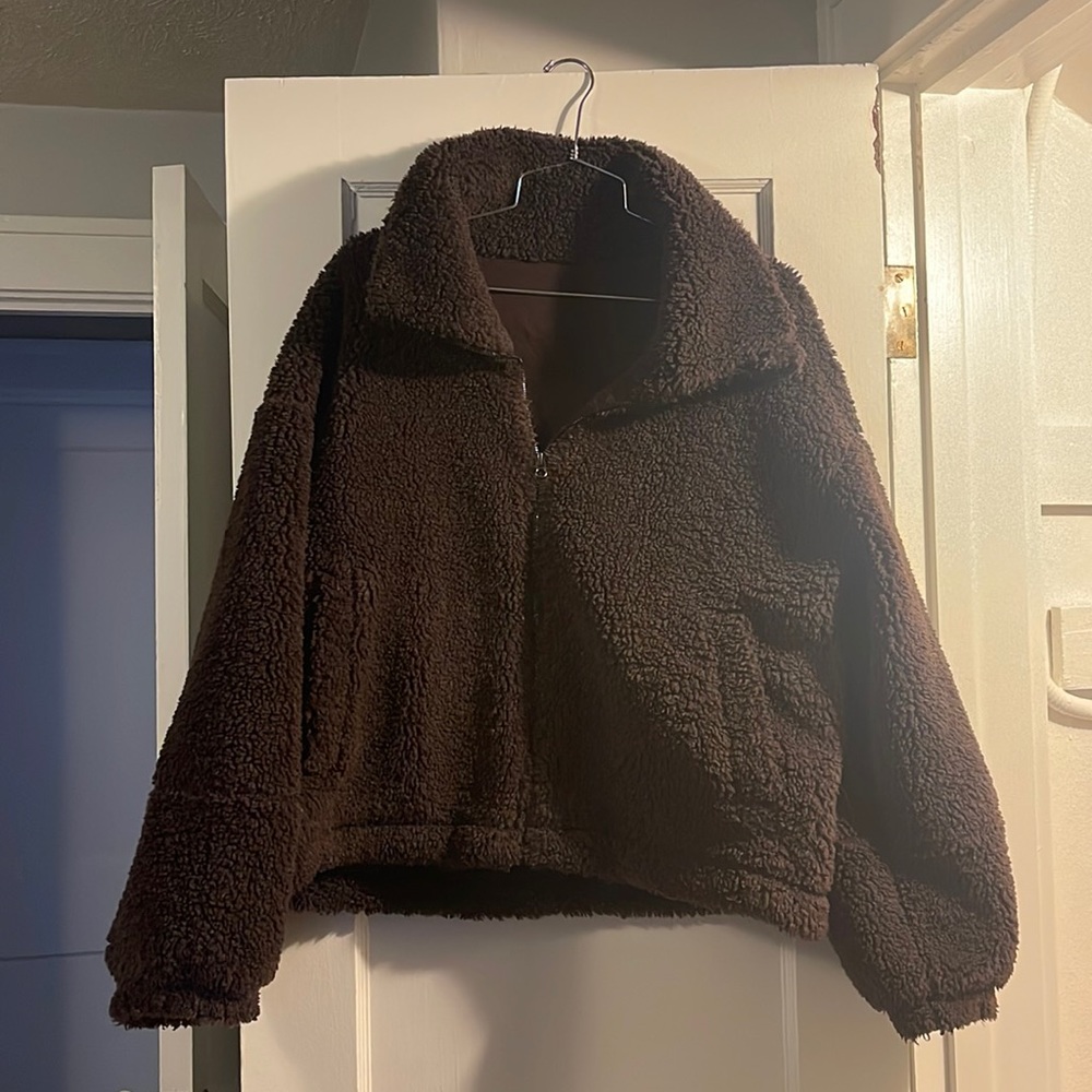 Lululemon cinchable fleece